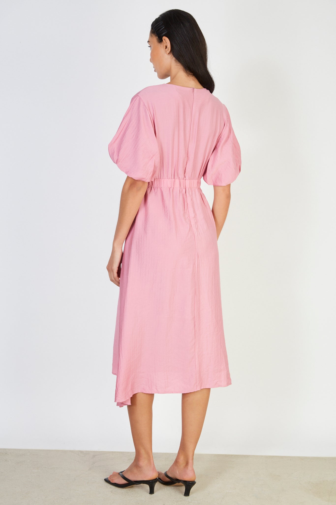 Bright pink puff sleeve dress