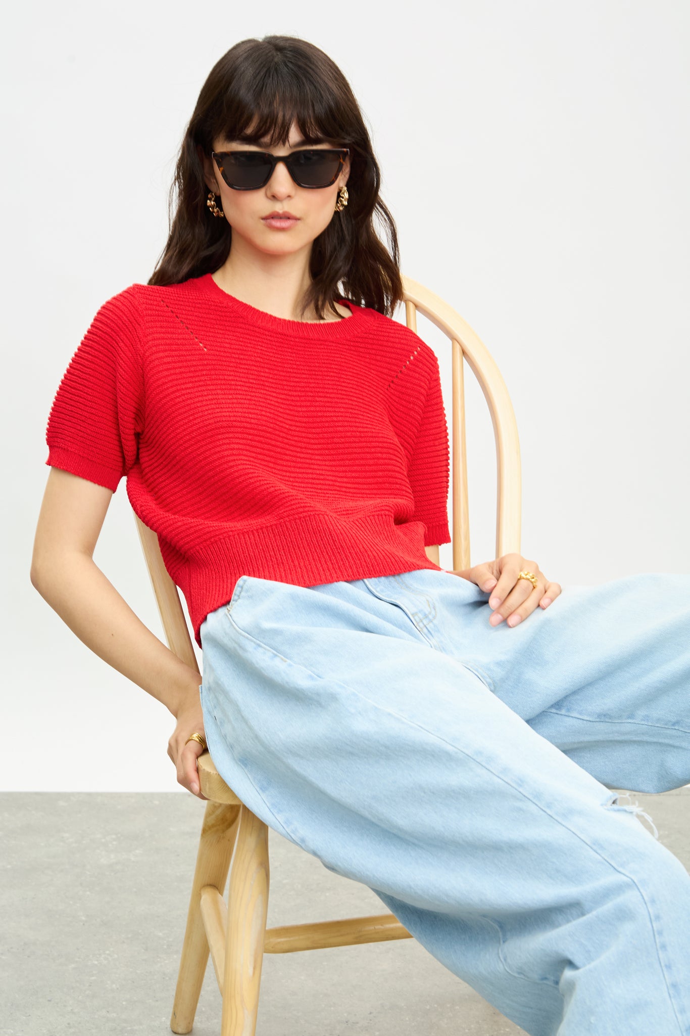 Bright red horizontal ribbed knit tee_5