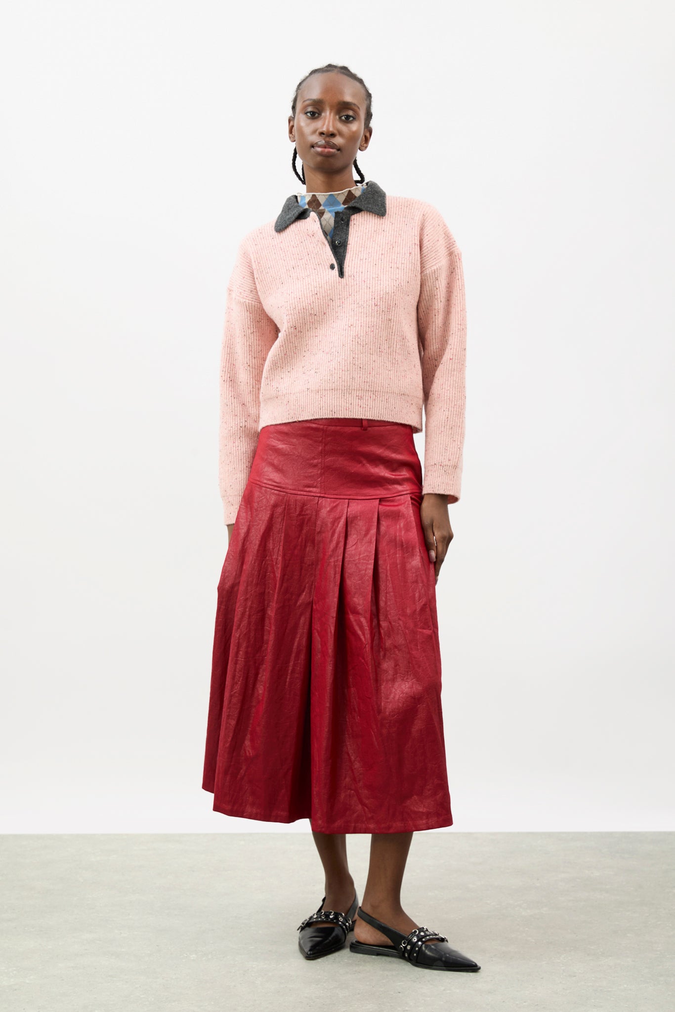 Bright red vegan leather pleated skirt_4