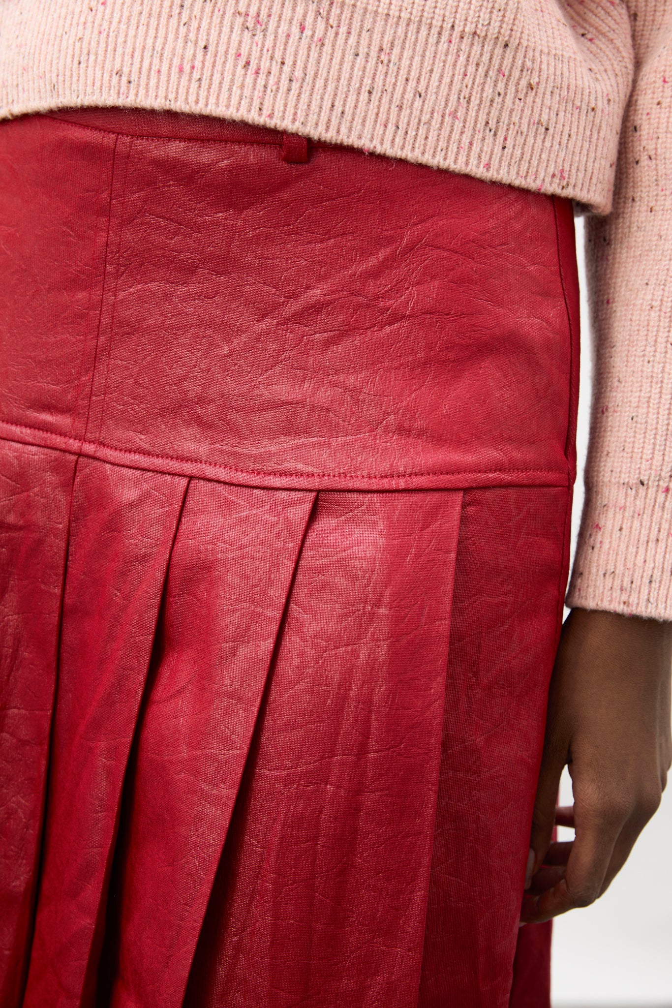 Bright red vegan leather pleated skirt_3