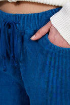 Bright blue corduroy mini pocket trousers_4