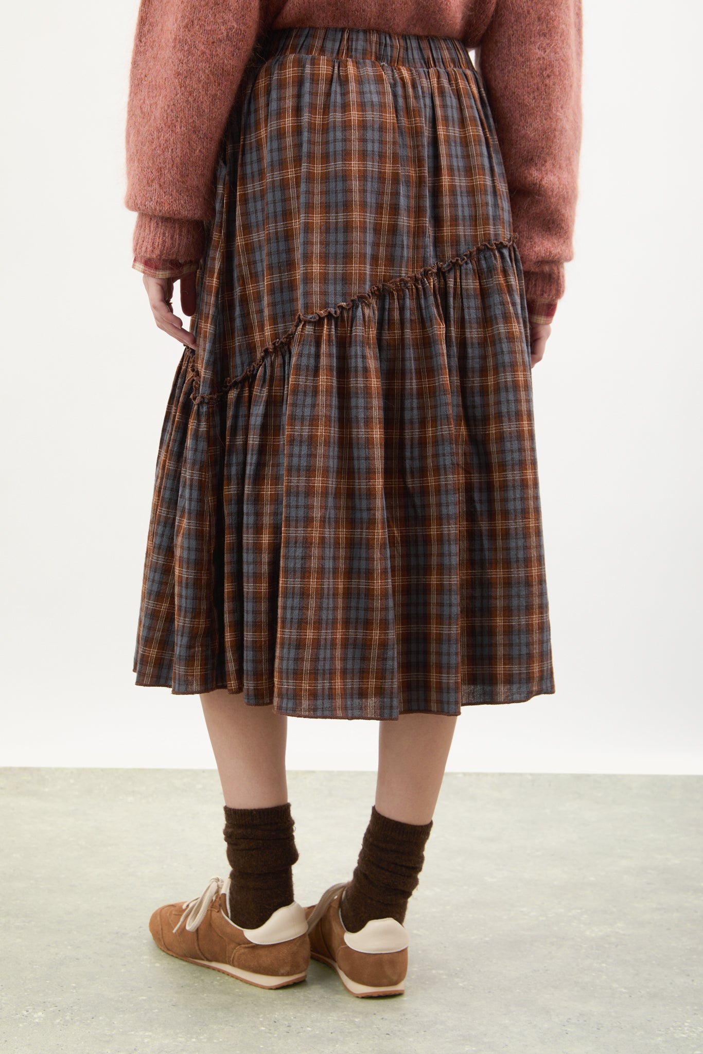 Brown and blue plaid diagonal tiered skirt_2