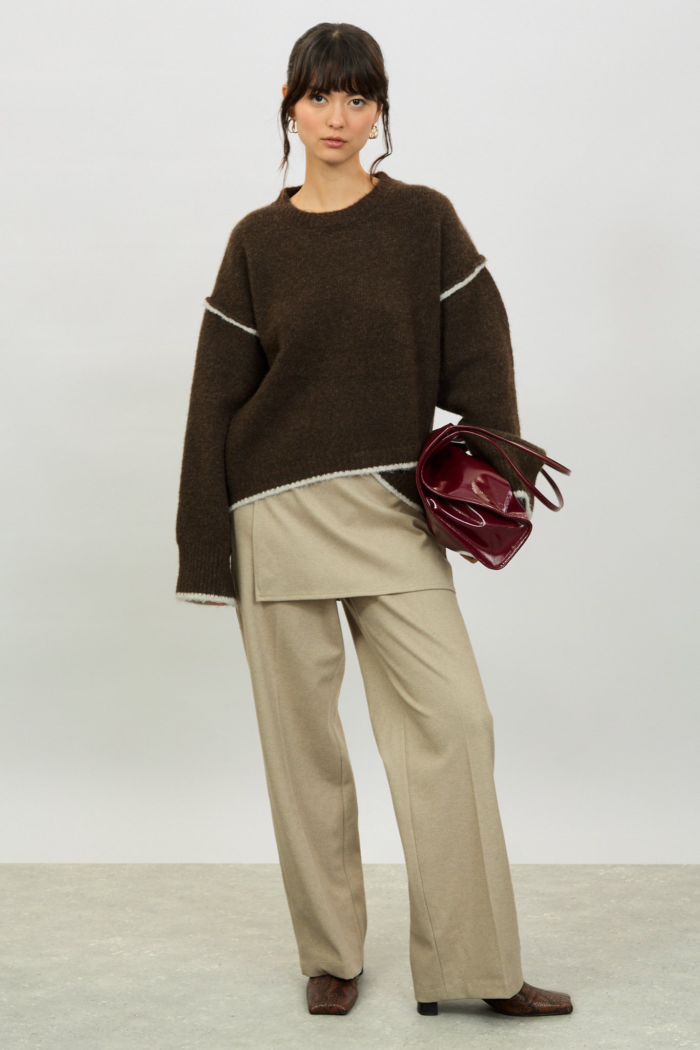 Brown and ivory wool blend asymmetric hem jumper_4