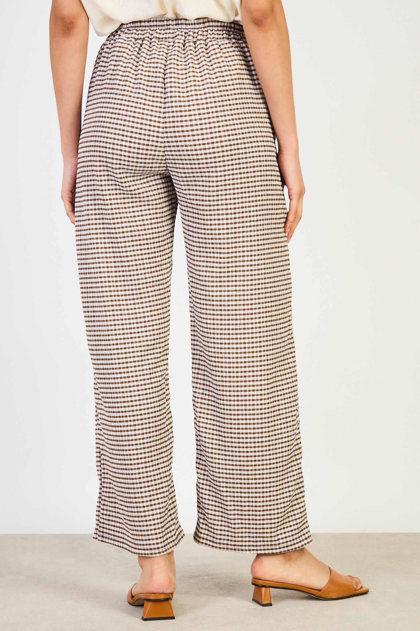 Brown gingham side pocket trousers_2