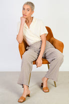 Brown gingham side pocket trousers_5