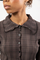 Brown plaid ribbed button up top_3