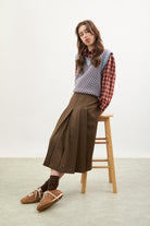 Brown smart large pleat skirt_5