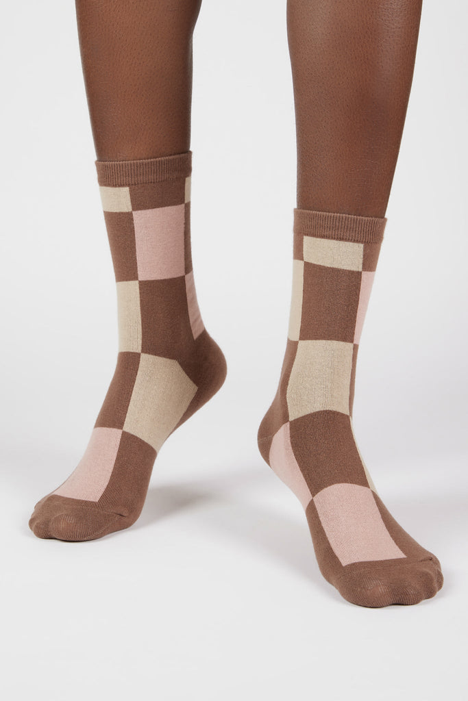 Brown and beige giant block check socks_4