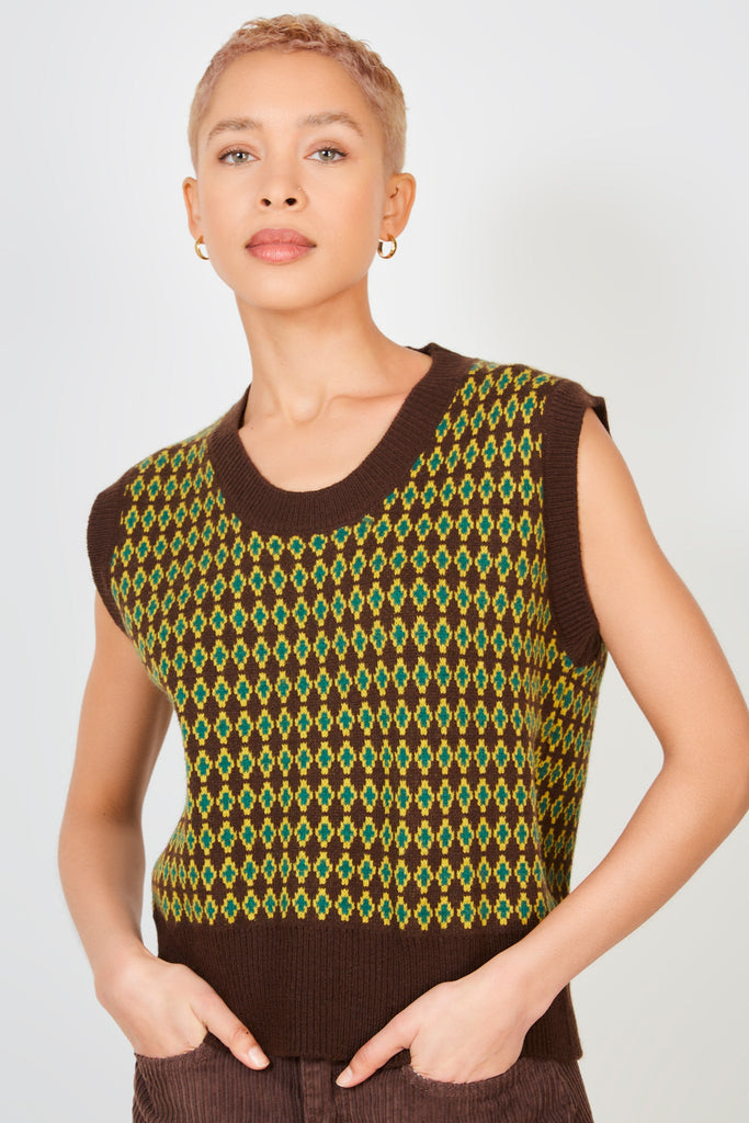 Brown and green diamond print sweater vest_2