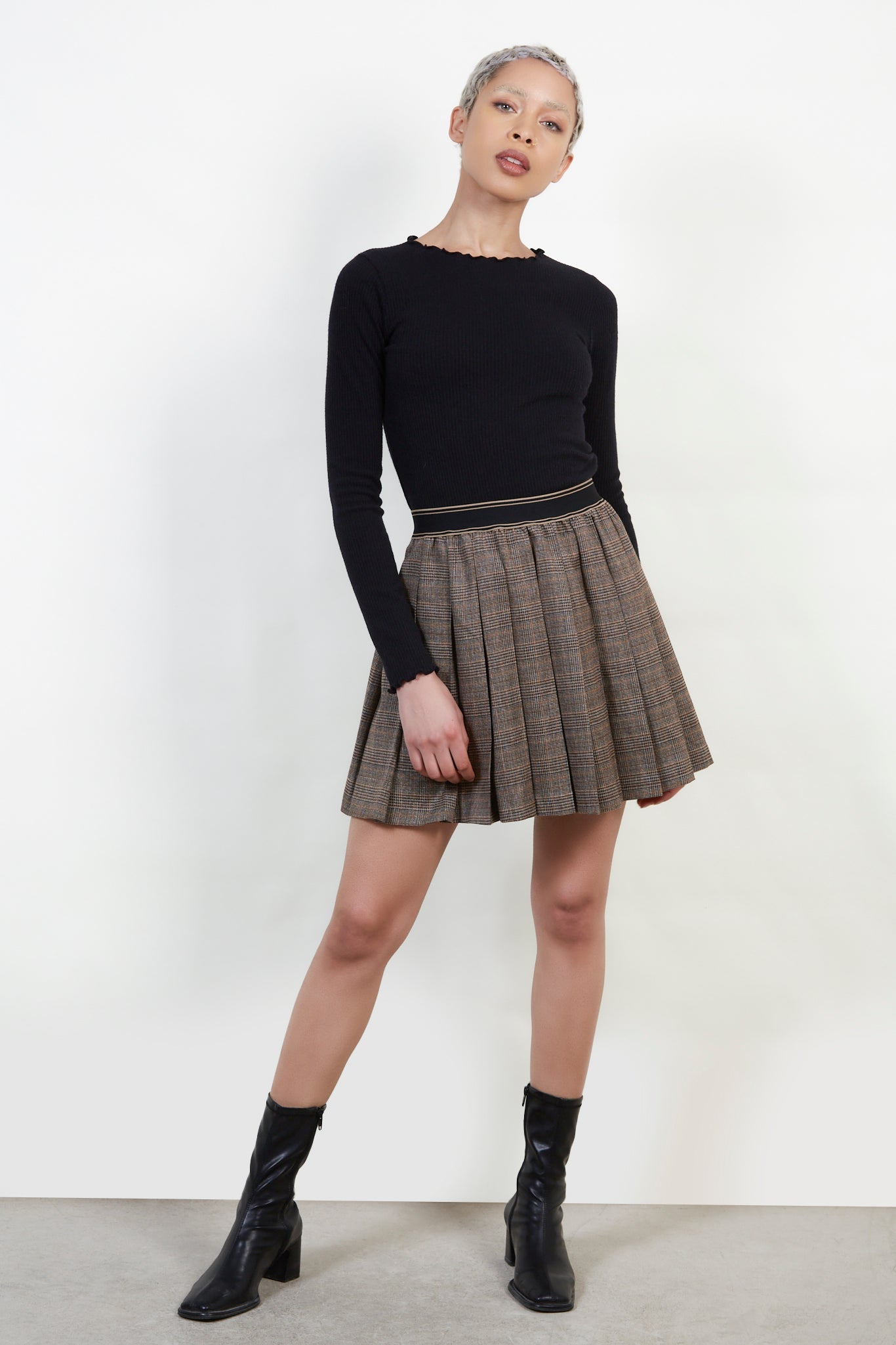 Brown checked pleated mini skirt_4