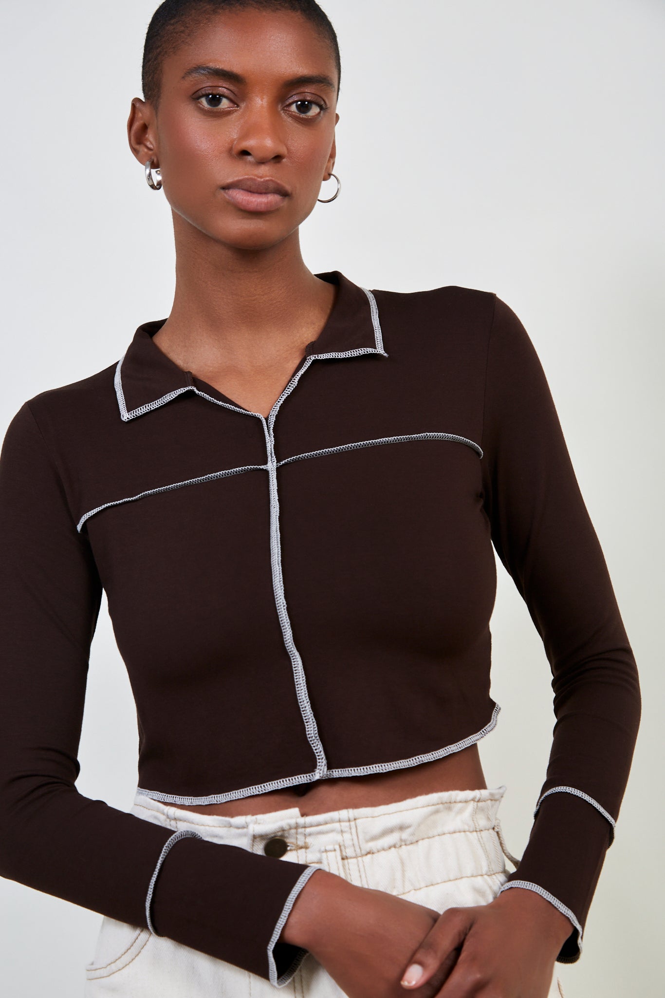 Brown contrast trim top_1