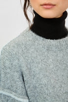 Charcoal and light grey wool blend asymmetric hem jumper_3