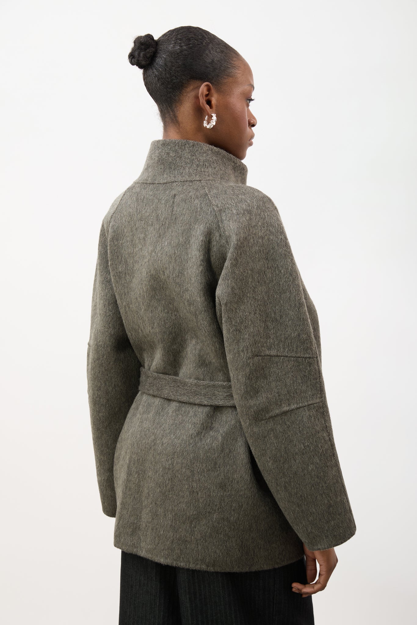 Charcoal grey pure wool funnel neck belted short coat_2