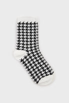 White and black houndstooth check socks_2