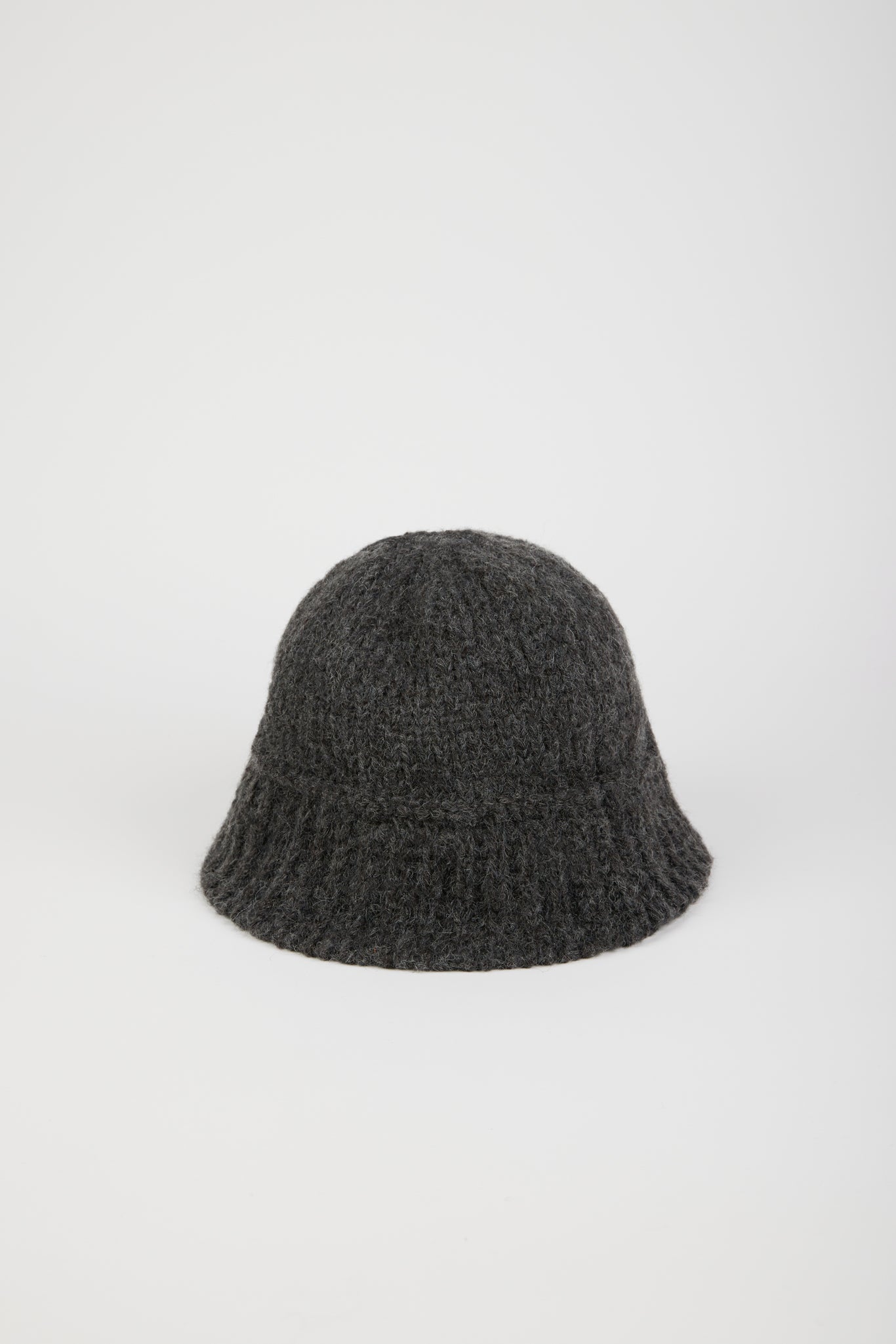Charcoal knit ribbed trim bucket hat_1