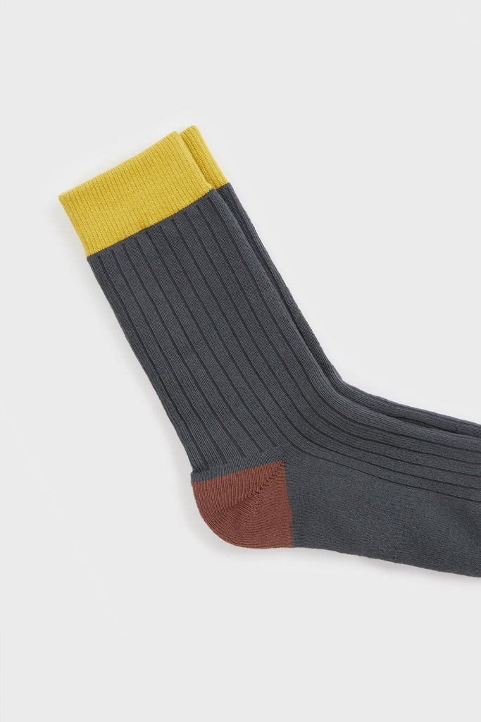 Charcoal ribbed tricolour block socks_3