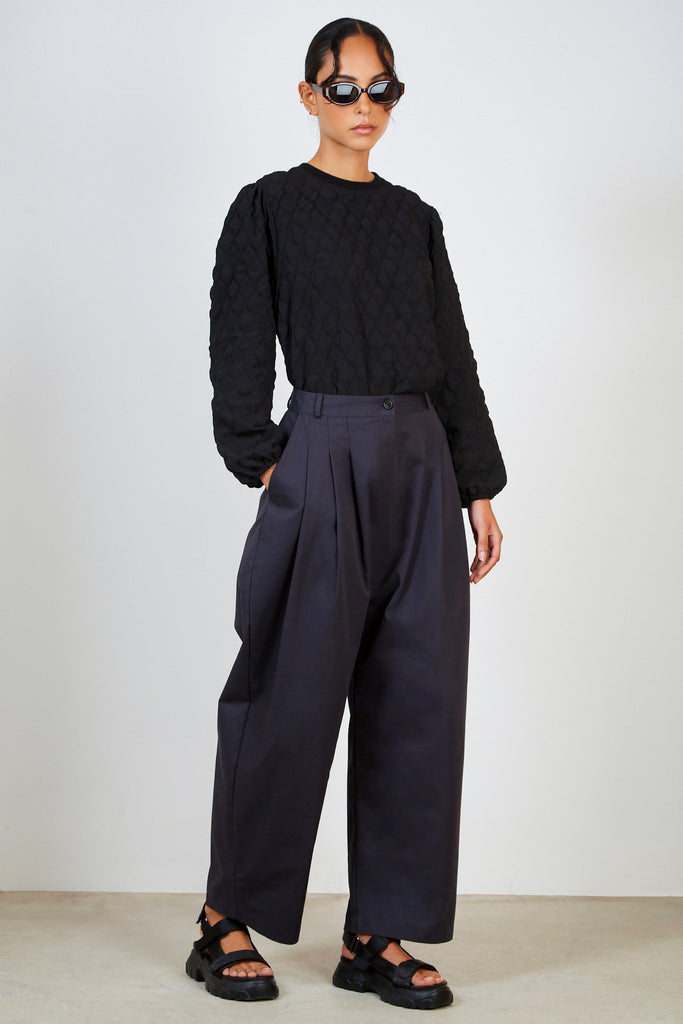 Navy multipleat trousers_3