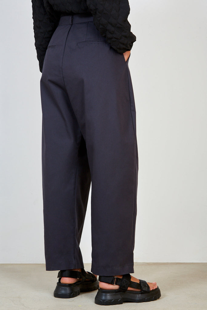 Navy multipleat trousers_2