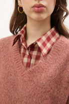 Coral mohair wool blend V neck jumper_3
