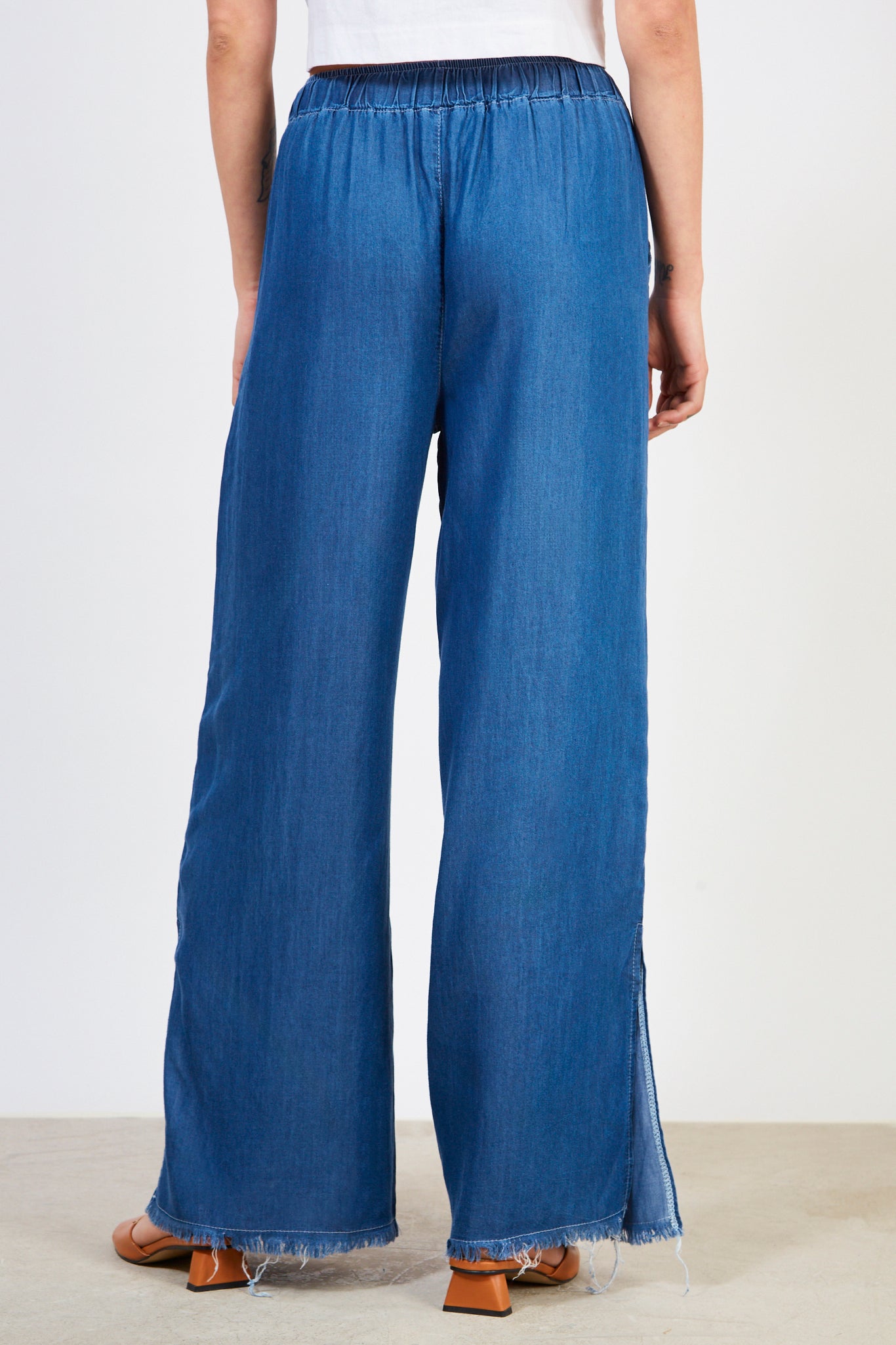 Dark blue denim frayed hem wide leg trousers_2
