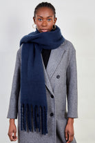 Dark blue fuzzy thick scarf_3