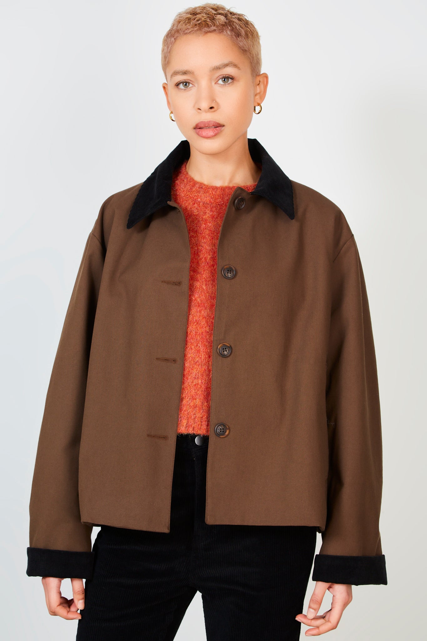 Dark brown and black corduroy collar jacket_3