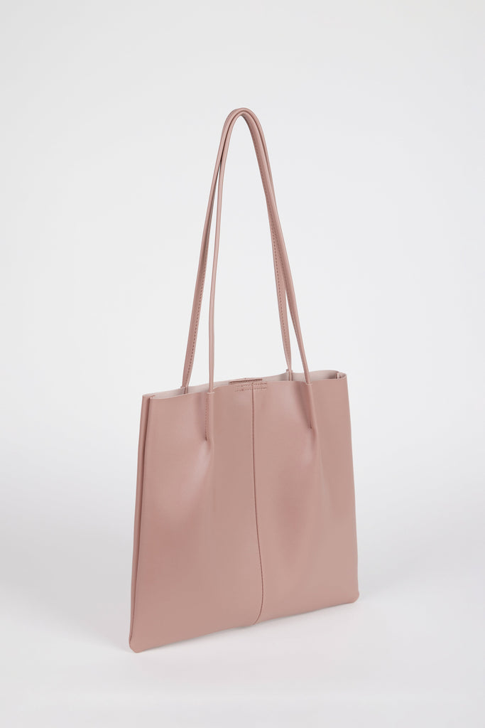 Dusty pink vegan leather pinched strap tote bag_2