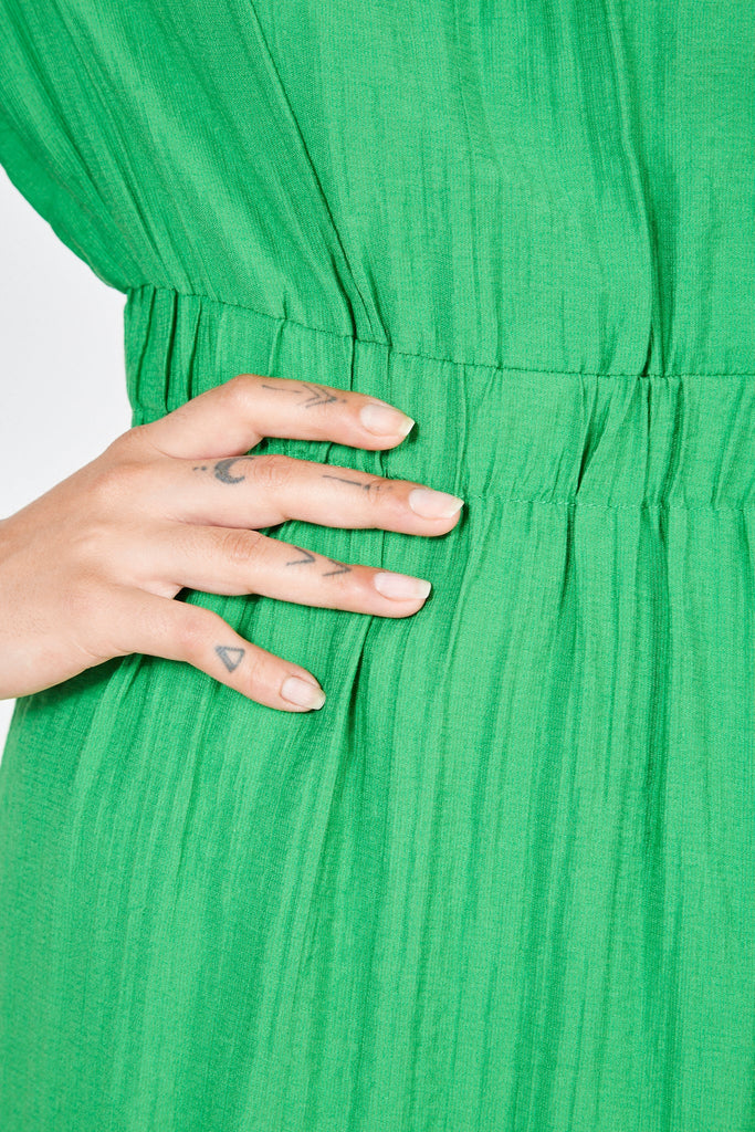 Emerald green puff sleeve dress_6