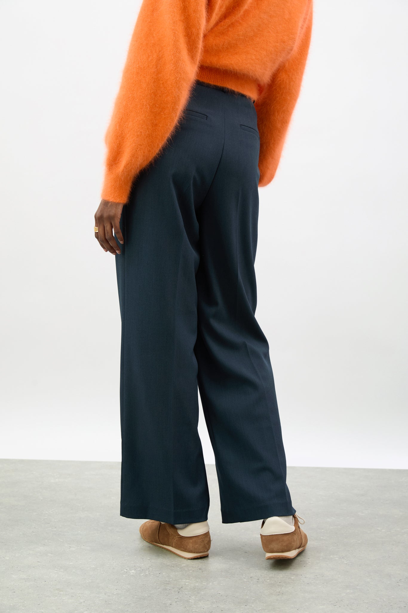 Navy blue belted double pleat trousers_2