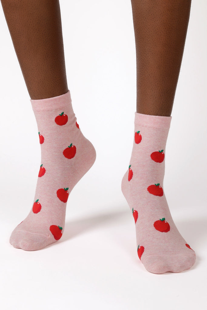 Pale pink apple socks_5