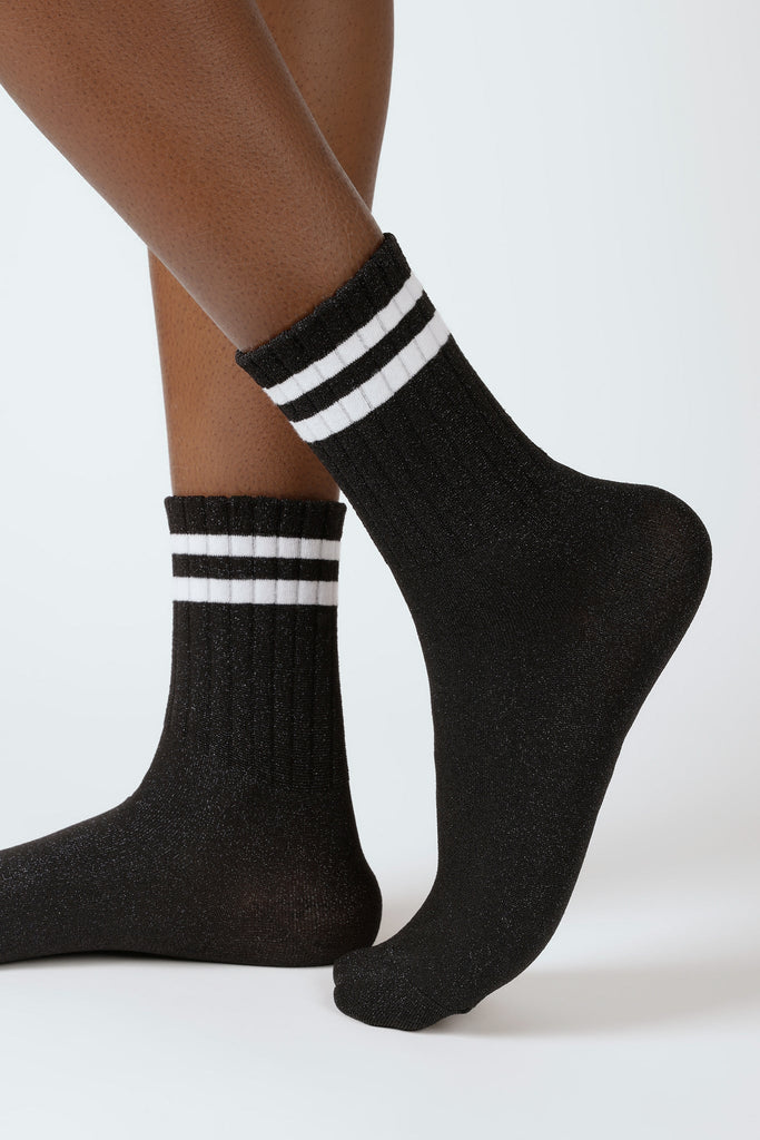 Black metallic white varsity stripe socks_1