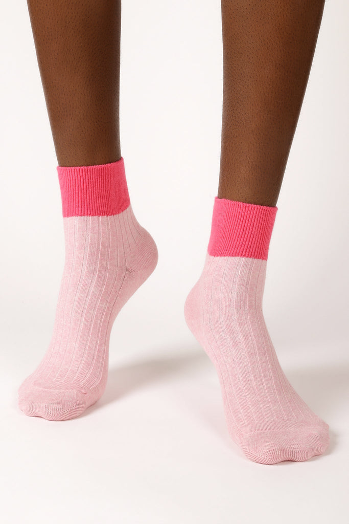 Pink and hot pink candy colourblock socks_2