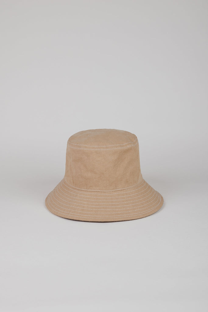 Beige and white stitch bucket hat_1