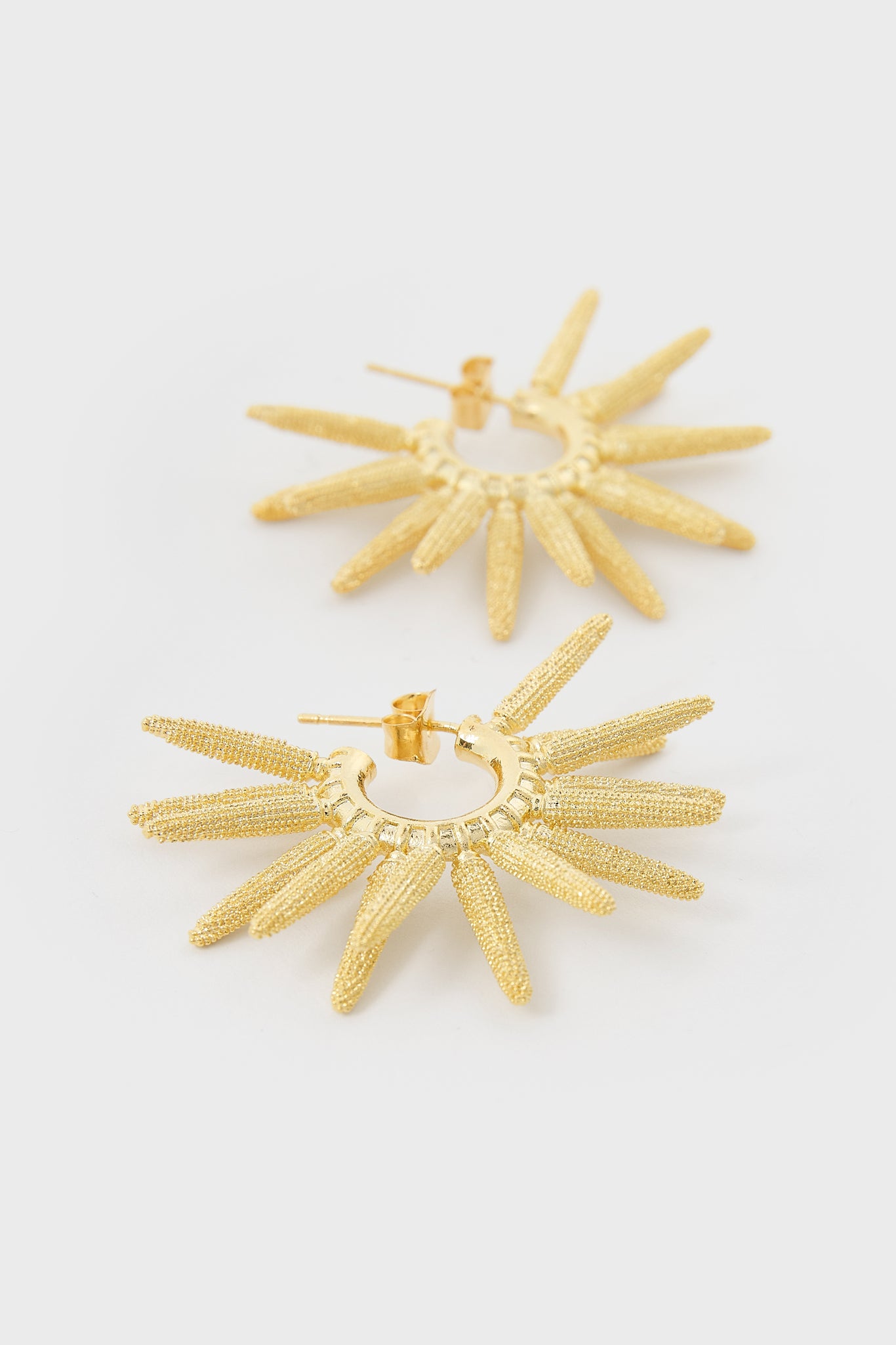 Gold thick cones starbust hoop earrings_3