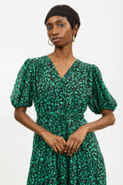 Green and black floral print V neck midi dress_3
