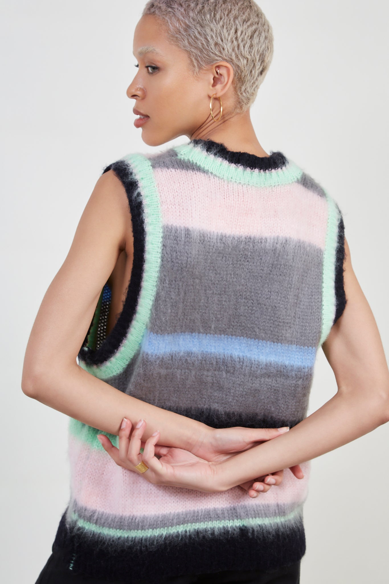 Green alpaca blend striped sweater vest_5