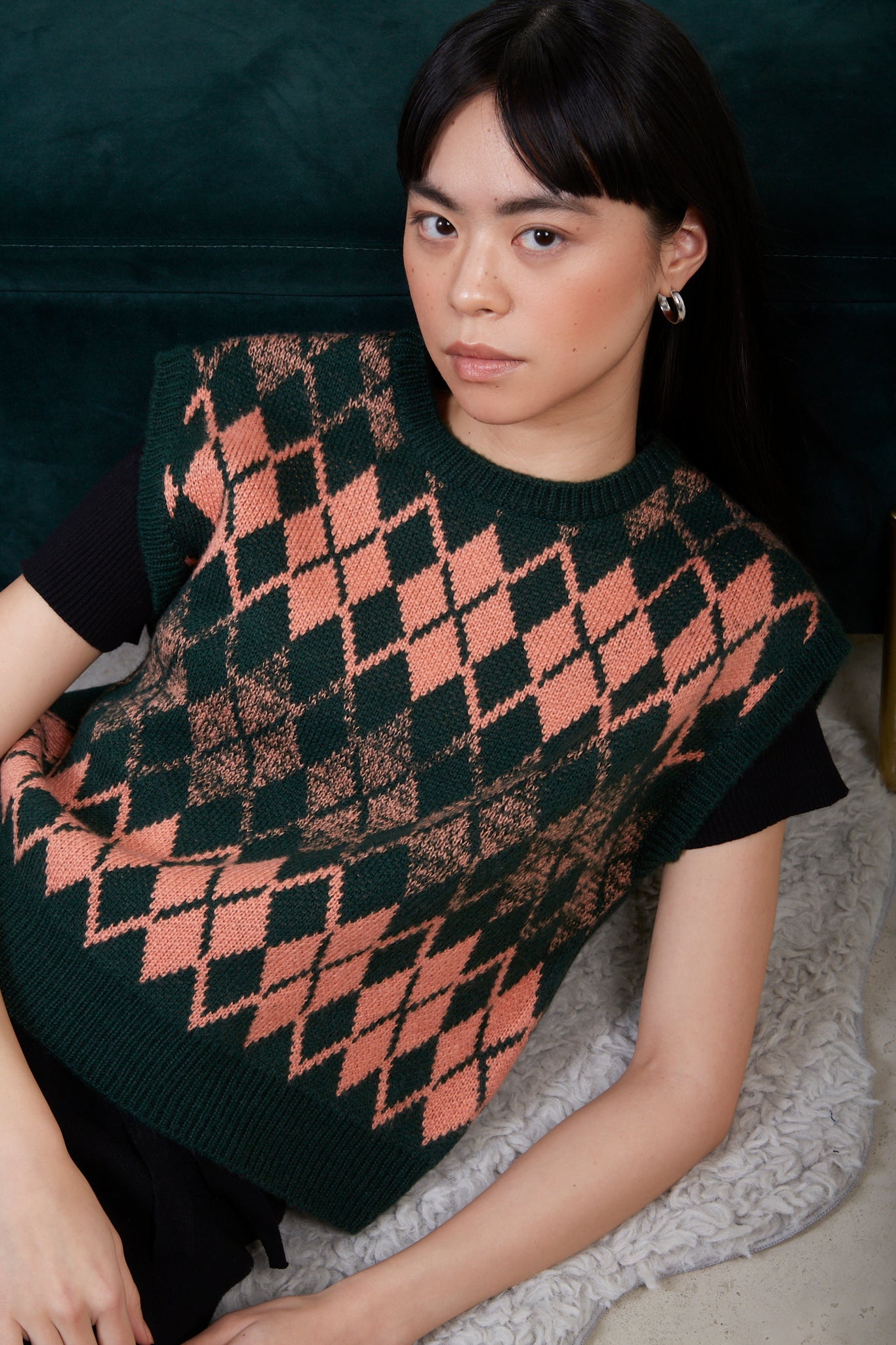 Green and pink argyle sweater vest_5