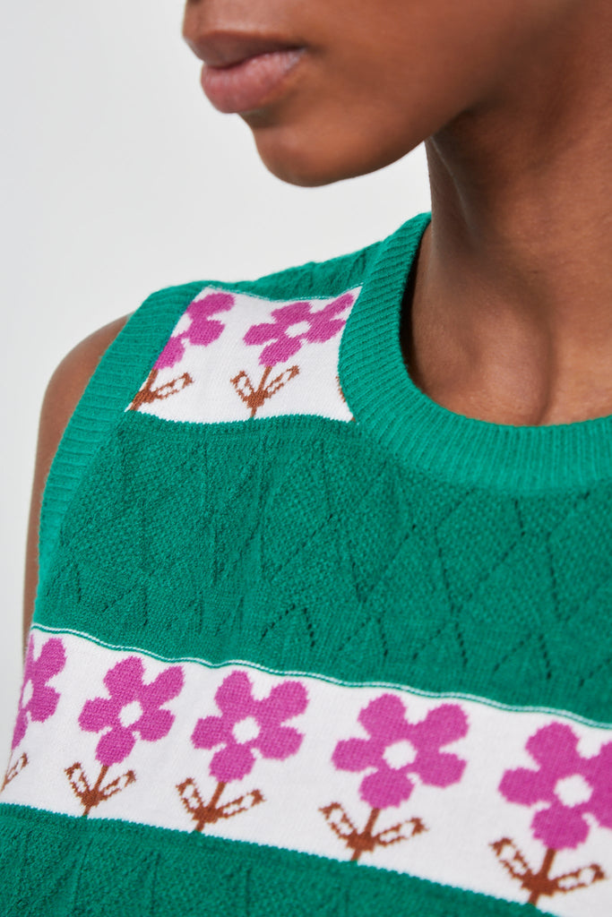 Green and pink bold floral sweater vest_5
