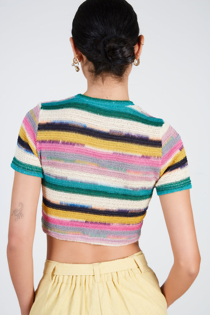 Green rainbow striped cropped tee_3