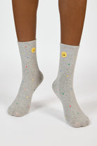Grey rainbow confetti smiley face socks_2