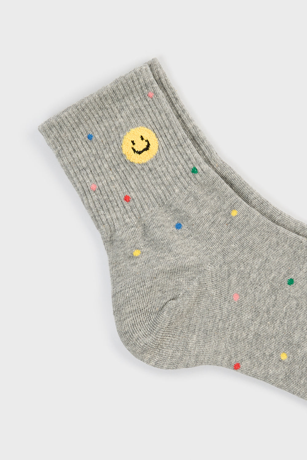 Grey rainbow confetti smiley face socks_4