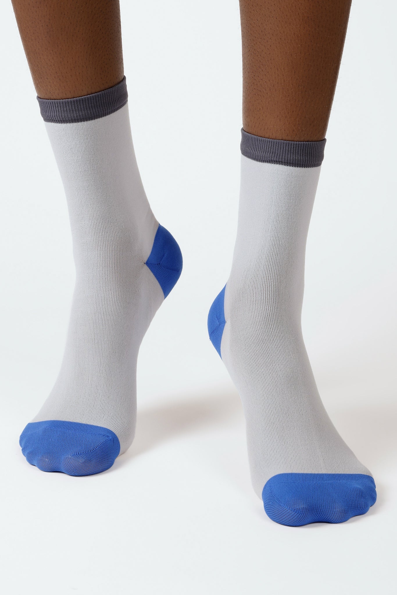 Grey and cobalt colourblock socks_2