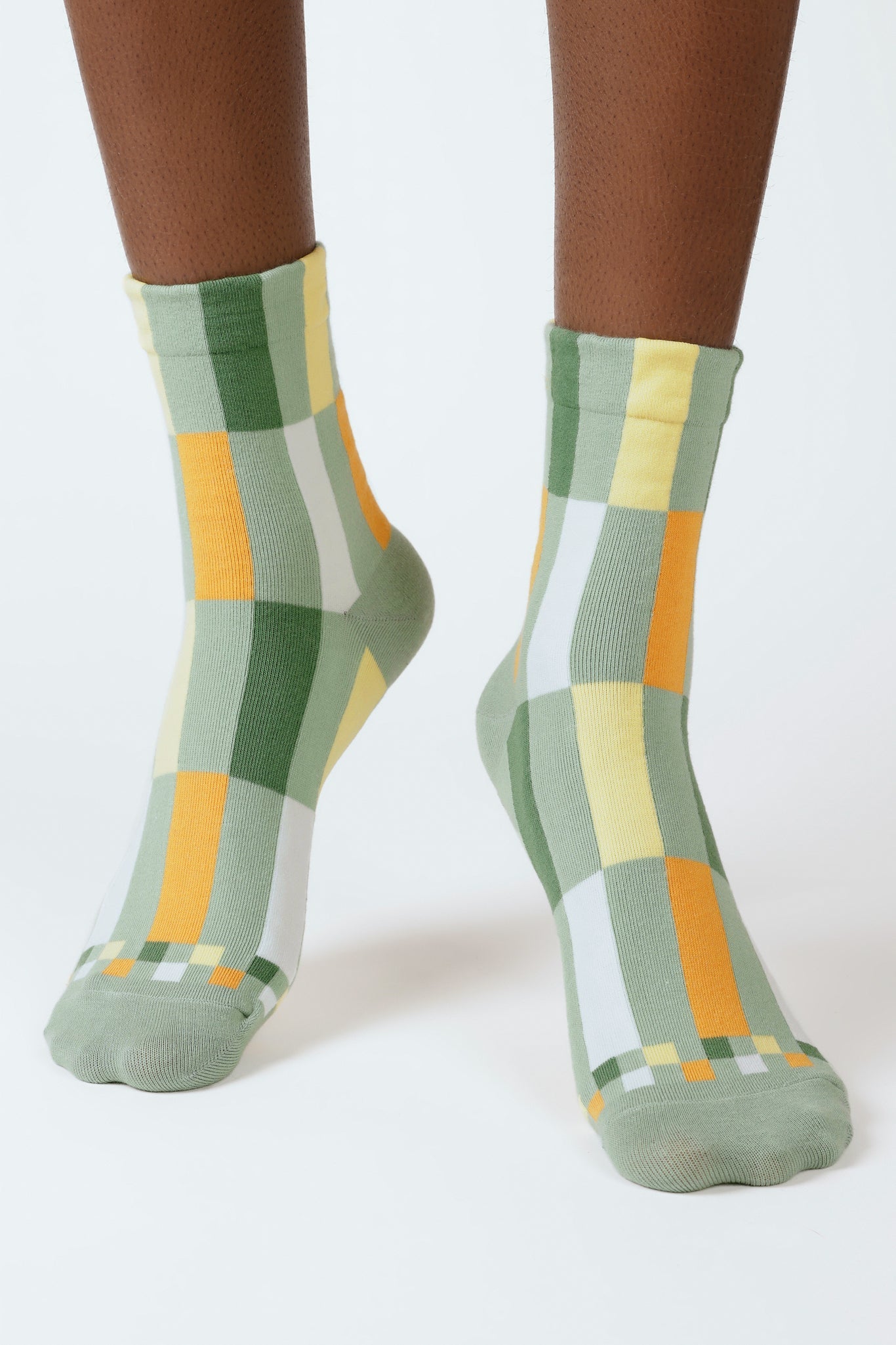 Green bright rectangles socks_2
