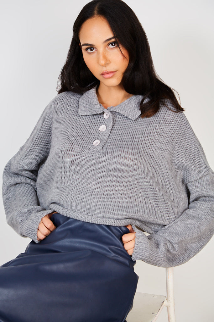 Grey button neck cropped wide jumper_5