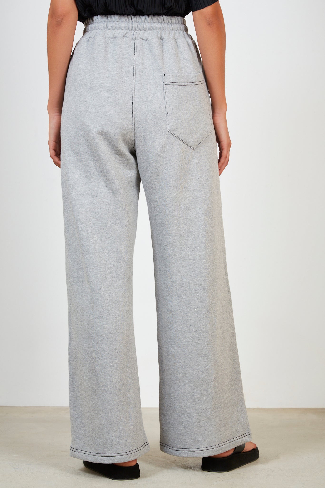 Grey contrast stitch wide leg sweat pants