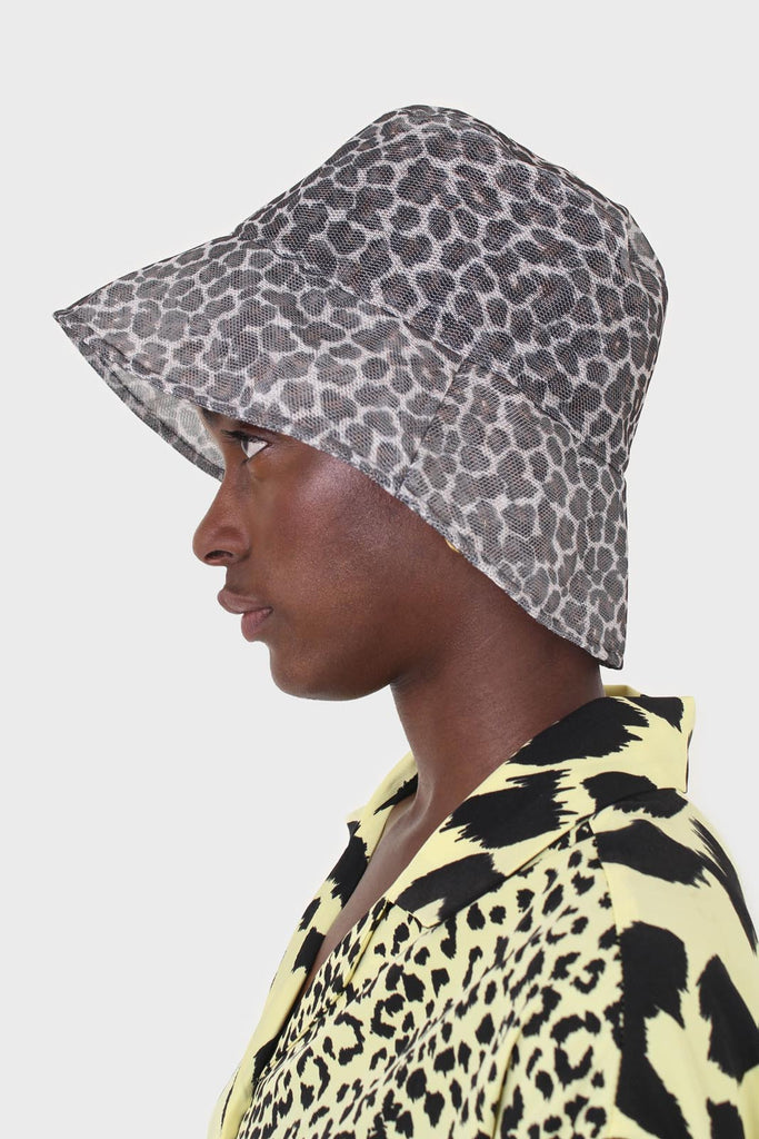 Grey mesh leopard print bucket hat_5