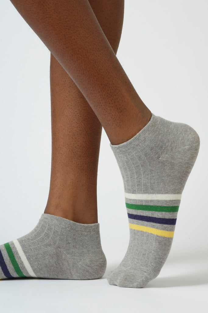 Grey multicolour striped ankle socks_1