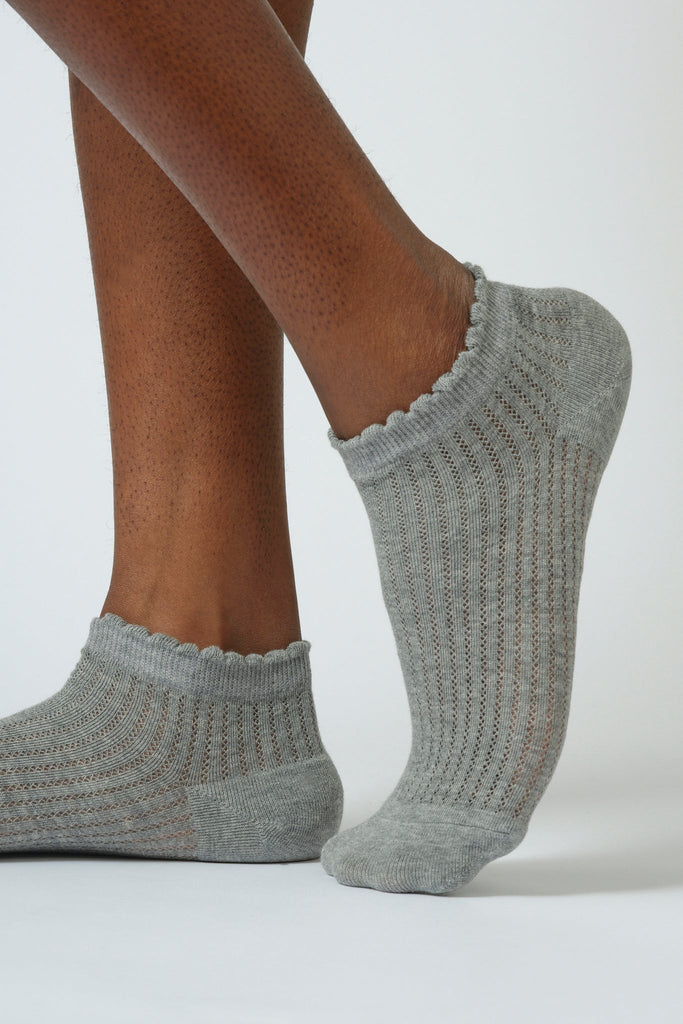 Grey ribbed soft trim ankle socks_2