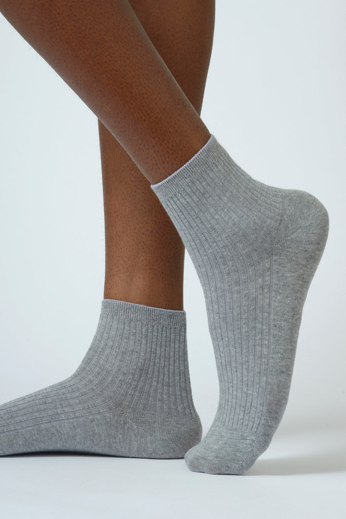 Grey short cotton blend socks_1