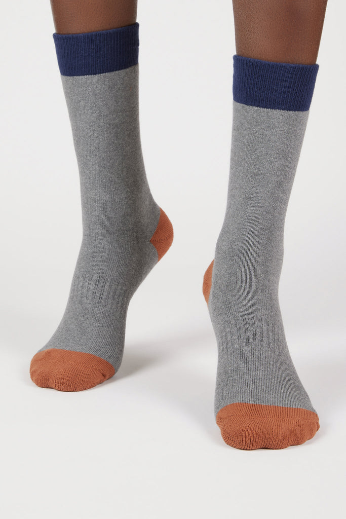 Grey smooth tricolour block socks_4